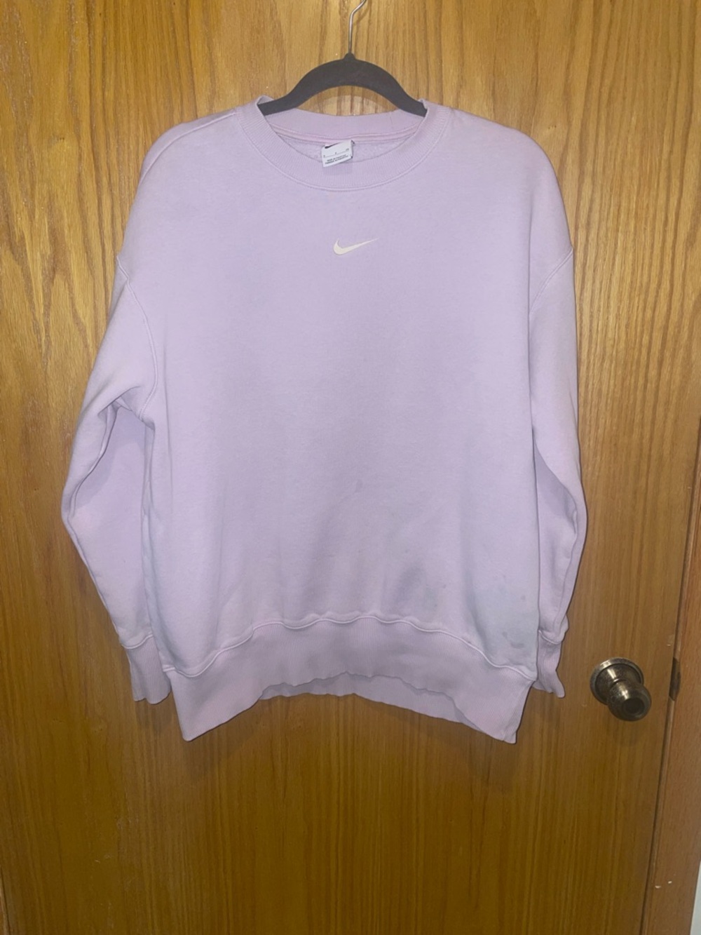Nike Women's Light Lavender Crewneck Sweatshirt